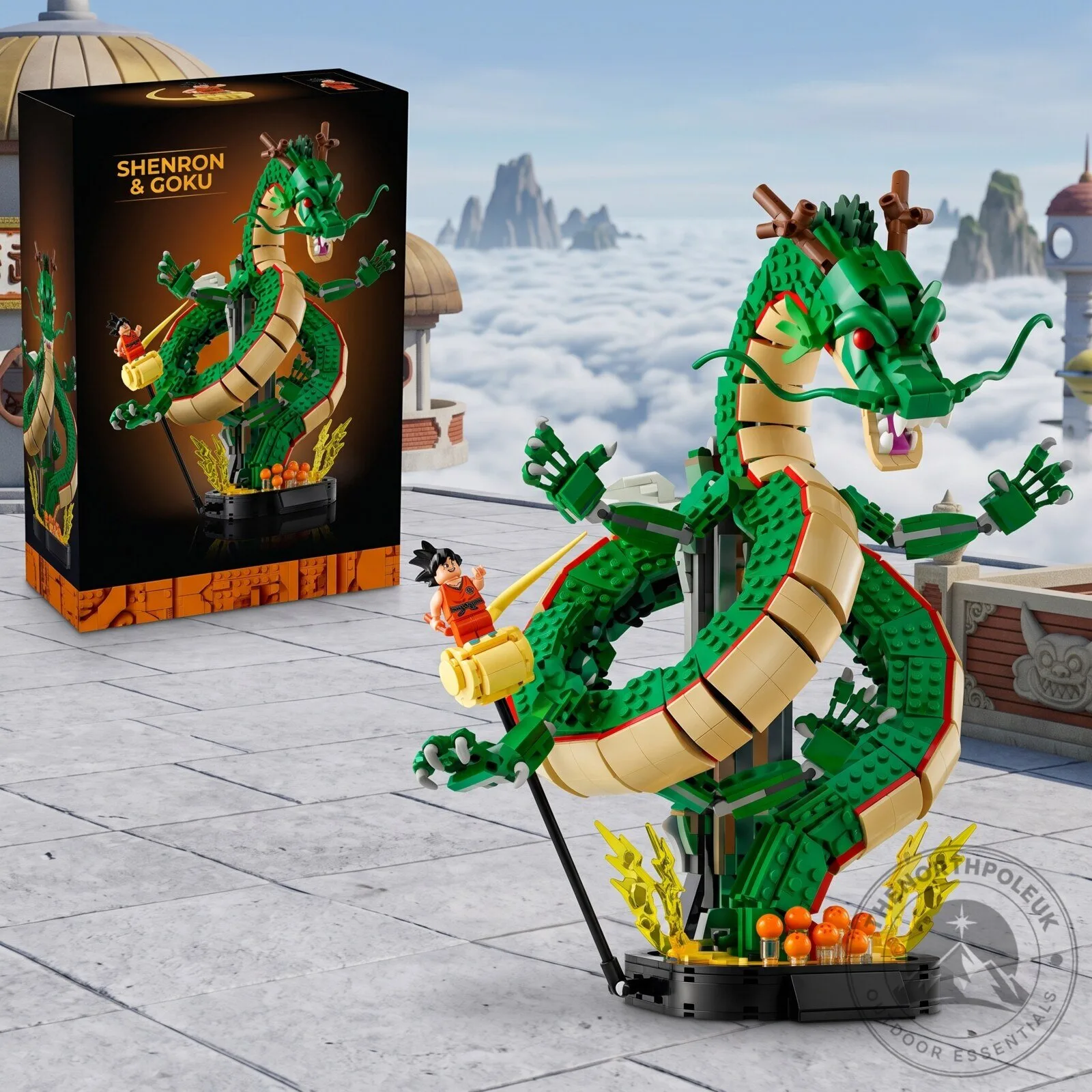 The LEGO® Dragon Ball set recreates the image of Shenron and Son Goku.