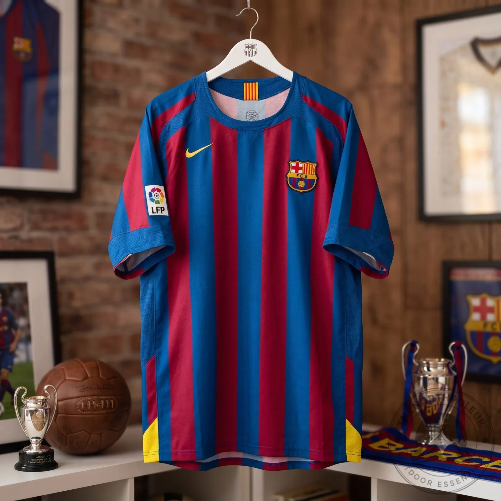 Official FC Barcelona home jersey for the 2005/2006 season 7 Official FC Barcelona home jersey for the 2005/2006 season