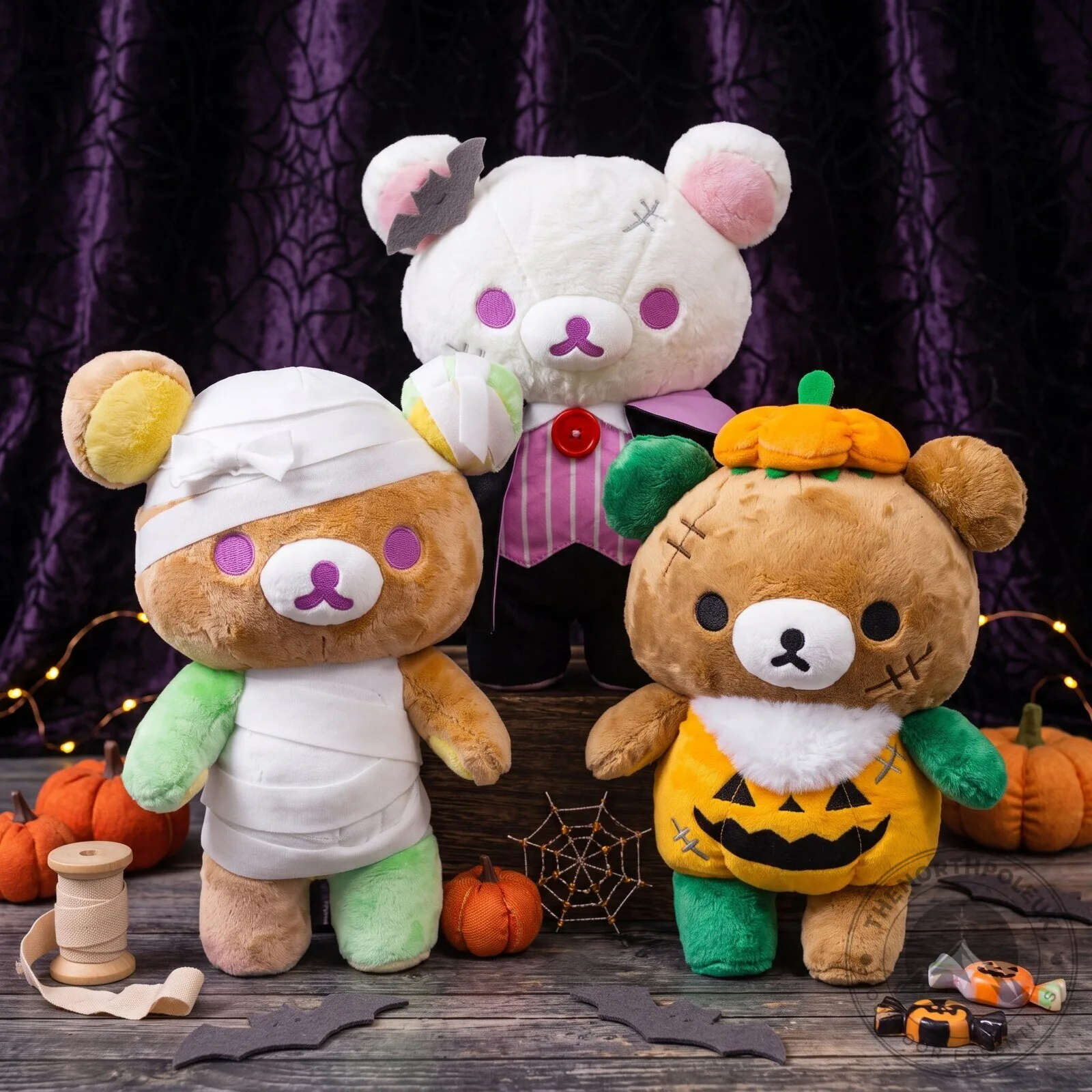 Mummy Rilakkuma plush, vampire Korilakkuma plush, and pumpkin Chairoikoguma plush.